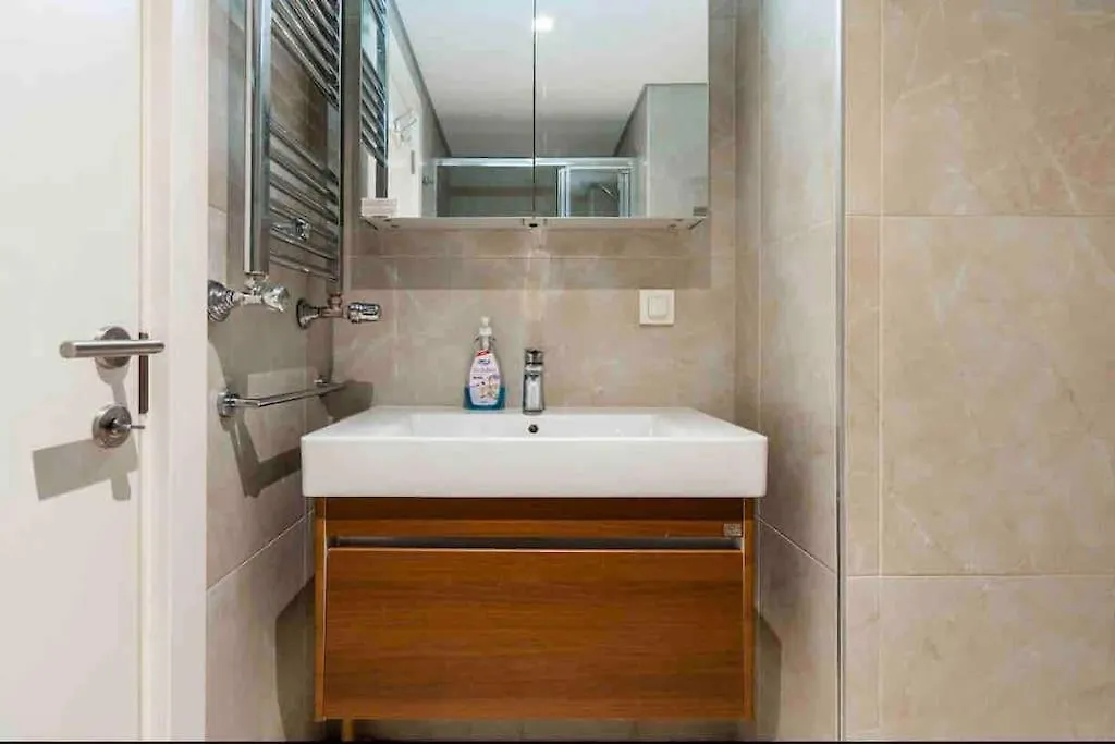 Best Apartment 2 Room With Pool Istanbul